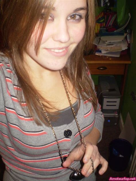 Home Pics 9916 1 2 Porn Pic