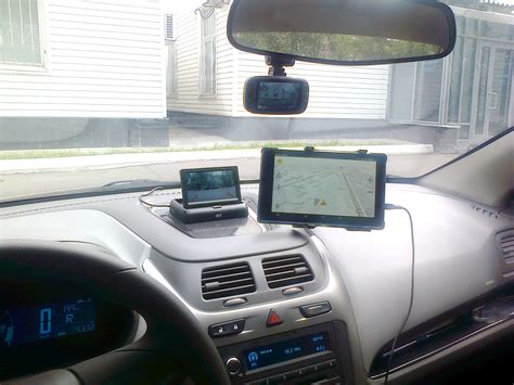 Планшет-навигатор с держалкой и видеорегистратор — Ravon R4, 1,5 л ...