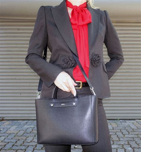 Pant Suit Pussy Bow Top 2 TheSTYLEtti