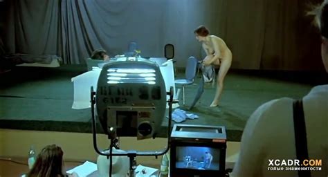 Naked Evgeniya Kryukova in Sex et perestroïka