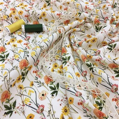 Вискозный штапель с растительным принтом