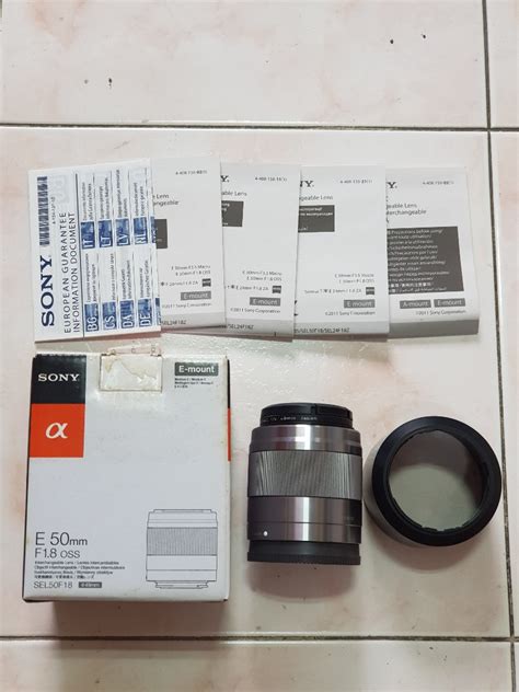Sony SEL50F18 E 50mm F1.8 OSS (Optical SteadyShot) APS-C Standard Prime ...