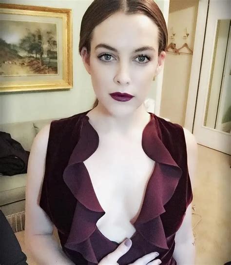 50 Riley Keough Bikini Pictures Hot Sexy Livinlavidalowcarb