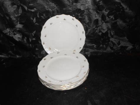 Sex H Rliga Assietter I Vitt Och Guld Gusta K P P Tradera