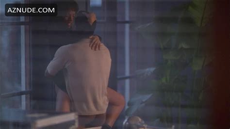 MICHAEL BEACH Nude AZNude Men