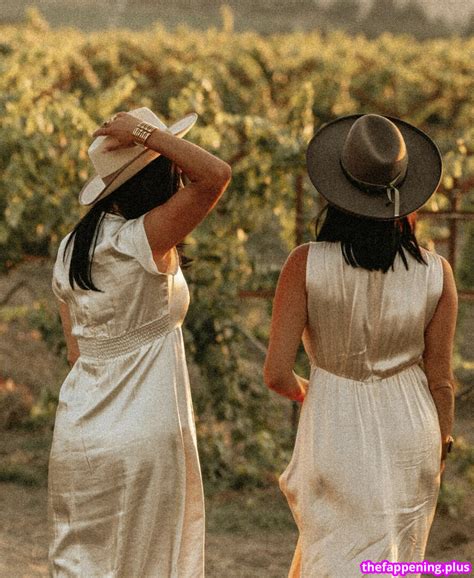 Nikki Bella Brie Bella The Bella Twins Thenikkibella Nude OnlyFans Photo The