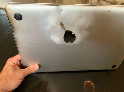 Apple’s 15-Inch MacBook Pro Battery Failure Images Show Why You Should ...