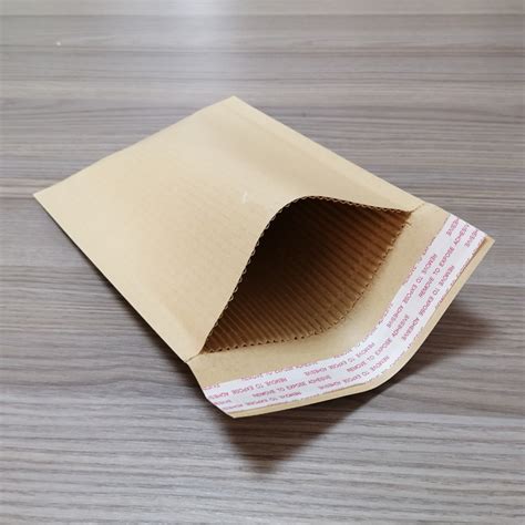 IECC Recycled Corrugated Kraft Paper Padded Mailers