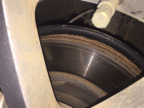 Чистка передних дисков и покраска суппортов с дисками Ниссан Икстрейл ...