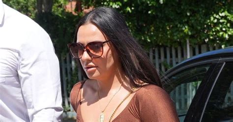 Married Wandsworth Guard Pleads Guilty After Sex With Inmate Uk News Express Co Uk