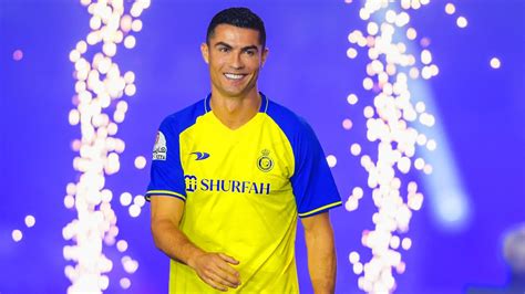 Así Fue La Presentación De Cristiano Ronaldo Con El Al Nassr Youtube