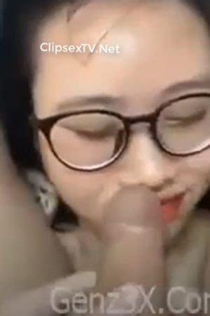 Phương Mỹ Chi Vừa Cười Vừa Bú Cu Phim Sex Hay Clip Hot Nhất