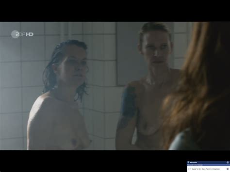 Unknown Nude Pics Page