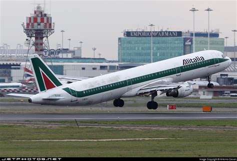 I BIXJ Airbus A321 112 Alitalia Antonio Cesari JetPhotos