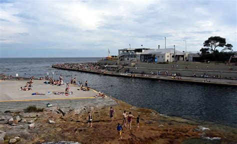 Clovelly Beach, Sydney - Snorkeling, Cafes, Parking & Hotel Accommodation, NSW