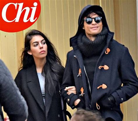 Cristiano Ronaldo Gay Il Calciatore A Parigi Con La Nuova Fiamma