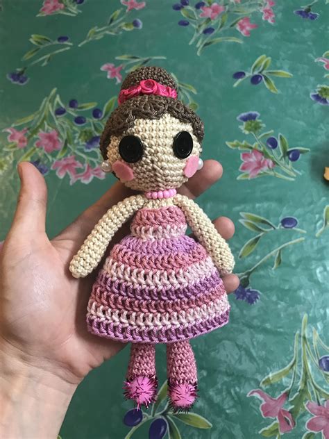 Bambolina rosa 💕 | Bamboline, Pois, Uncinetto