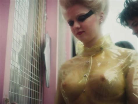 Nude Video Celebs Sydney Chandler Nude Maisie Williams Nude Emma Appleton Sexy Pistols