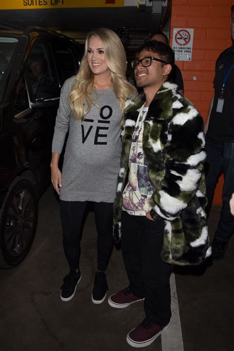 Carrie Underwood Greets Fans in Melbourne 09/26/2018 • CelebMafia