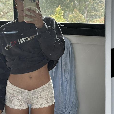 Gorgeous Nude Pale Lace Shorts Perfect For A Depop