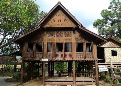 Oleh Mohd Firrdhaus Mohd Sahabuddin Pengenalan Rumah Tradisional