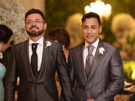 G Prefeito De Lins Oficializa Uni O Gay Nos Tornamos Cidad Os Plenos Not Cias Em Bauru E