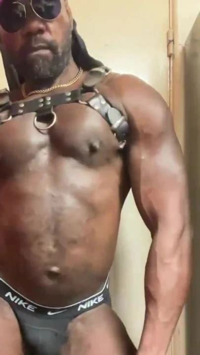 Muscle Dad Big Cock Wank And Tit Play Gay Black Porn Feat Brody Jay Xhamster