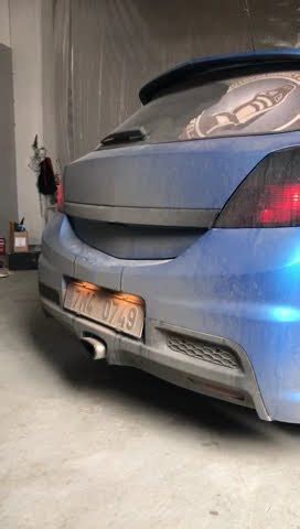 Opel Astra H Opc Revs Pops Flames Stock Ecu Custom Exhaust Youtube