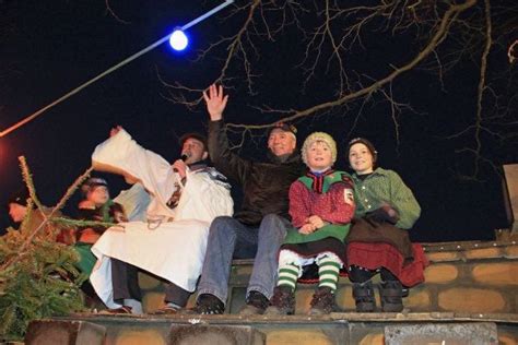 Bei Der Fasnet Aus Dem Dorf Und F Rs Dorf Ist Beste Laune Angesagt