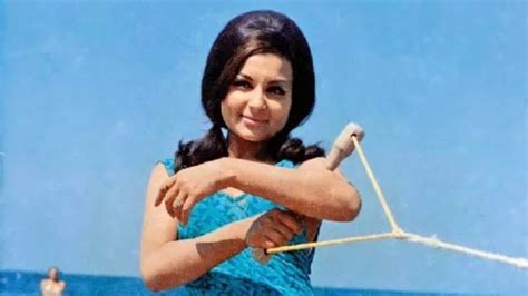 Sharmila Tagore REVEALS Bikini Scene In An Evening In Paris Had Raised