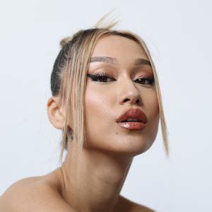 3 Hot Sexy Nadd Hu Bikini Pics