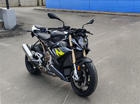 Купить б у BMW S 1000 R инжектор 6 передач в Москве серый naked bike 2024 года на Авто ру ID