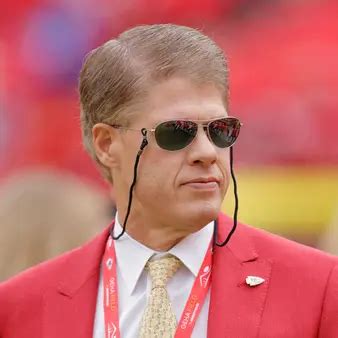 troy lee hunt net worth