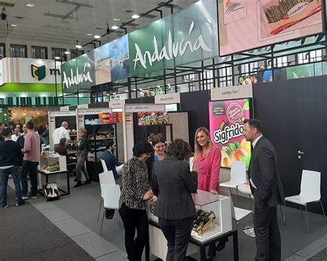 Extenda congrega en el stand de Andalucía en la Feria Fruit Logística