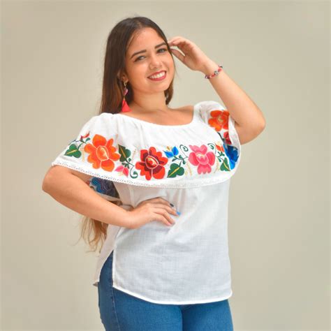 Blusa Campesina Blusa Mexicana Bordada Hecha Por Artesanos Etsy