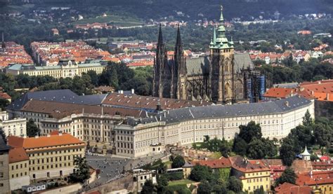 Castle Hill Prague Czech Republic 1000000 Places Prague Castle