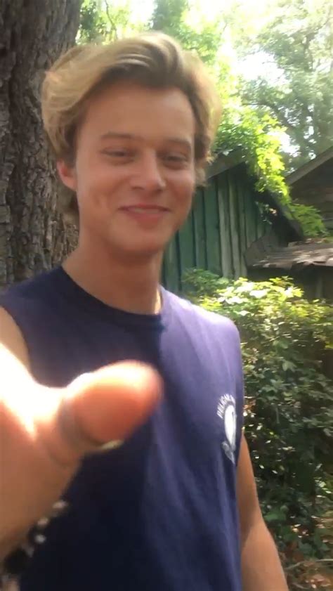 240 Idee Su Outer Banks Attori Serie Tv Attori Hot