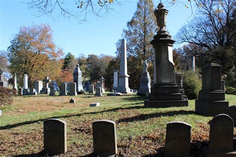 A Guide to Local Cemeteries in Flushing, New York 3