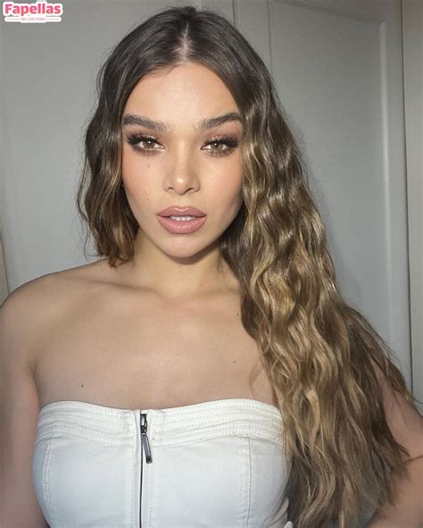 Hailee Steinfeld Aka Haileesteinfeld Nude Leaks Onlyfans Patreon Photo