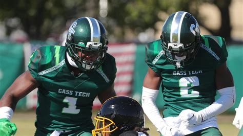 The Forces Behind Cass Tech Football S Mhsaa Playoff Run Kalen Kobe