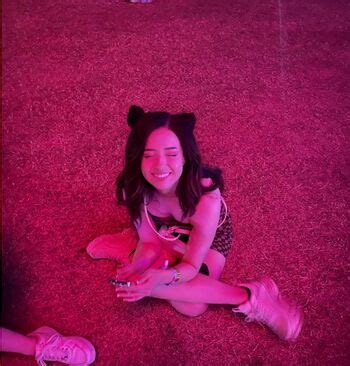 Pokimane Pokimanelol Pokinaneonlyfan Nude OnlyFans Page The Fappening Plus