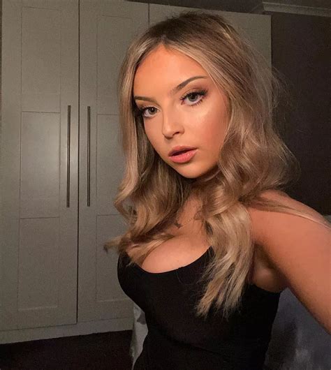 The Fucking Tits On This One Nudes Glamourhound