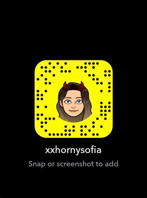 19 F4M Horny As Fuck Sending Nudes To Everyone Who Upvote This Snap