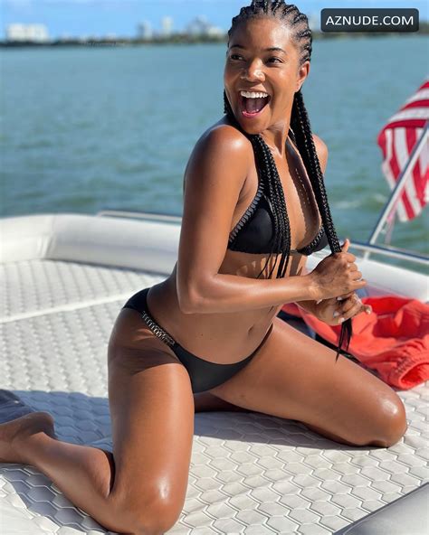 Gabrielle Union Sexy Enjoys Some Sunny Days With Friends Showing Her Hot Body AZNude