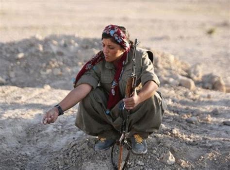 Pics Kurdish Female Fighting Isis