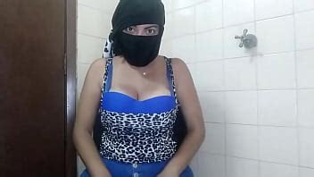 Amateur Muslim Wife Real Milf Squirting Compilation In Niqab Hijab On Pornhijab Xvideos