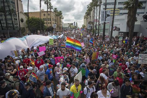 Multitudinarias Marchas Del Orgullo Gay En Diferentes Partes Del Mundo Infobae