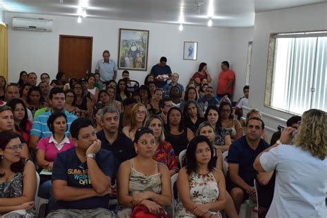 Colegio Castelo Rio Das Ostras - Colégio Castelo de Rio das Ostras recebe famílias de alunos novatos ...
