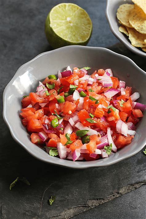 Basic Simple Fresh Chunky Salsa AKA Pico De Gallo Recipe