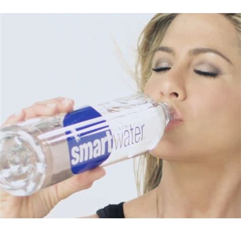 Une sex tape de Jennifer Aniston pour une pub Pas tout à fait Puremedias